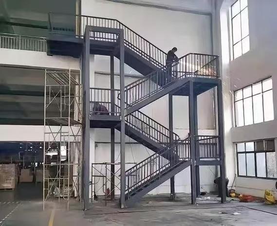 钢结构楼梯